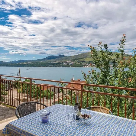 アパート Okrug Donji Osoje *